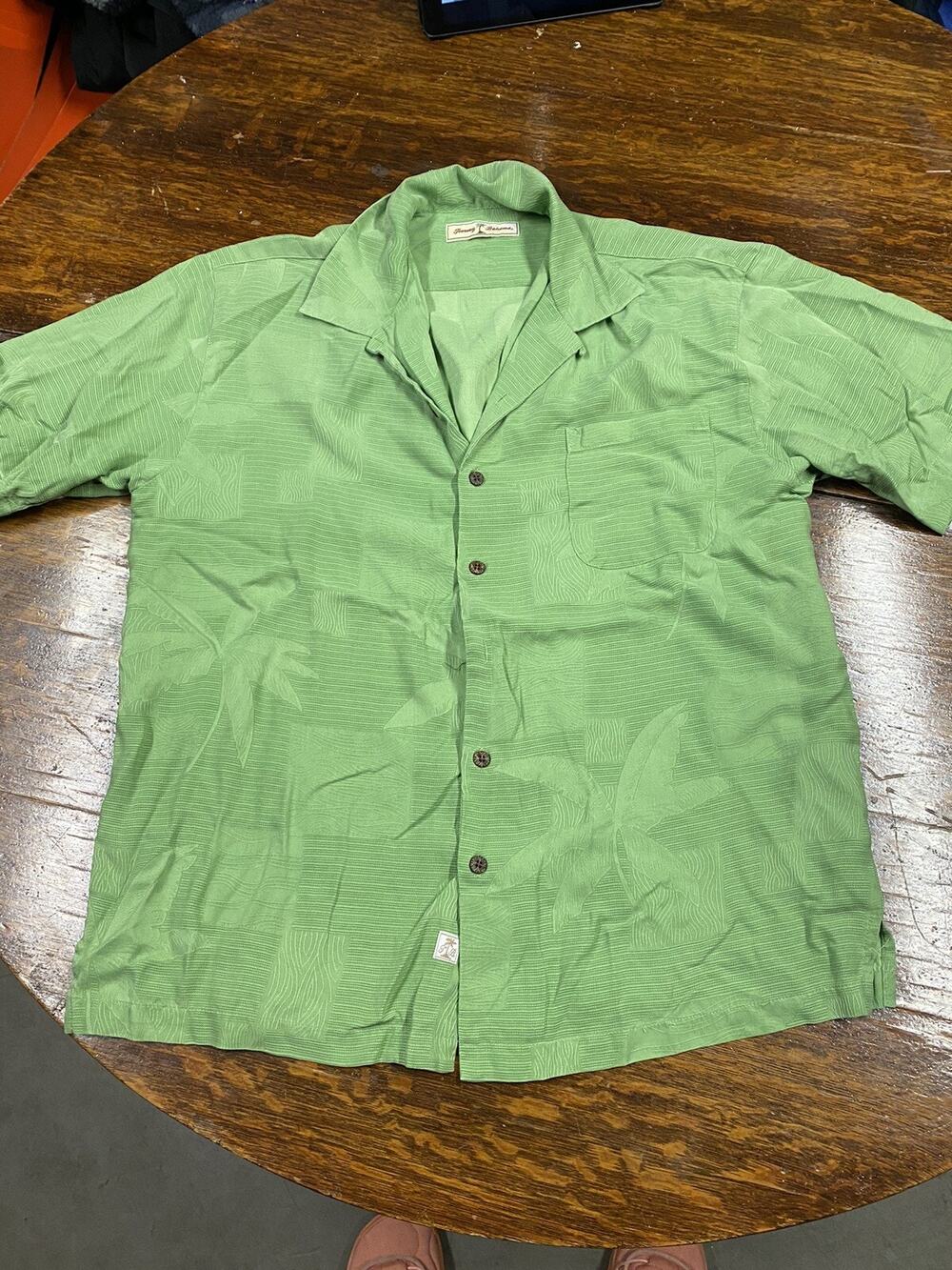 Tommy Bahama Shirts Men Button Up XL Hawaiian Shirt Green Palm Floral